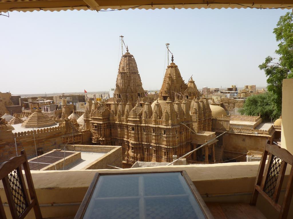 Mud Mirror Guesthouse Jaisalmer Buitenkant foto